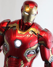 Load image into Gallery viewer, Hot toys MMS300D11 Marvel Avengers Age of Ultron Ironman Mark 45