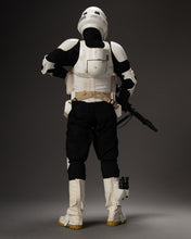 Load image into Gallery viewer, Hot toys MMS611 Star Wars Return of the Jedi Scout Trooper