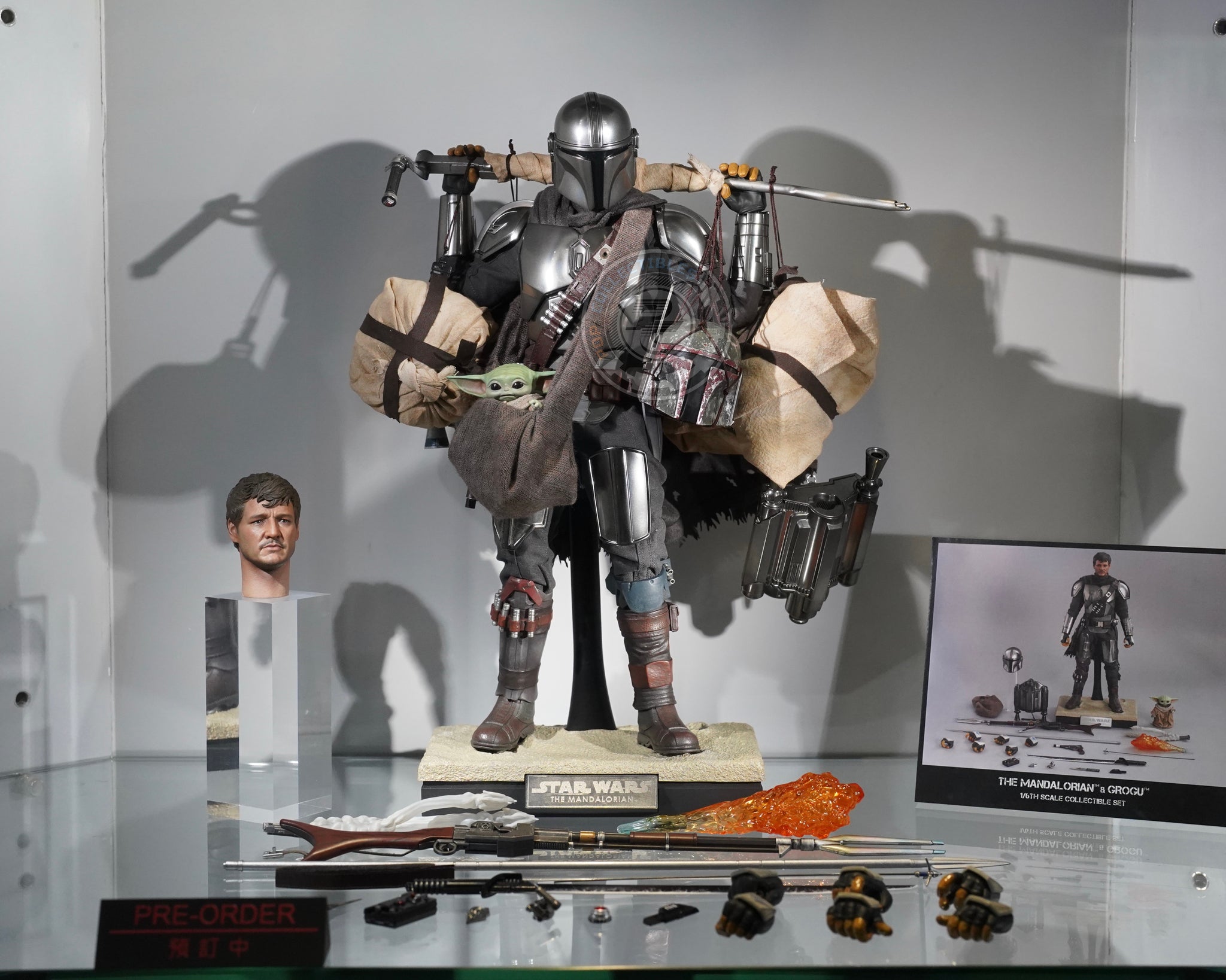 Star Wars: The Mandalorian Deluxe Figure Set