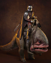 Load image into Gallery viewer, Hot toys TMS046 Star Wars The Mandalorian and Blurrg