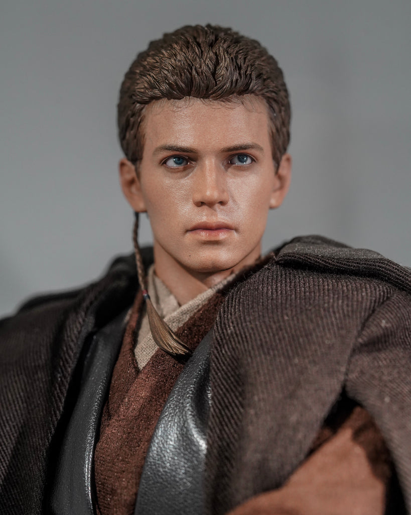 Hot Toys MMS677 Star Wars Attack of the Clones Anakin Skywalker 1/6 Scale Collectible Figure