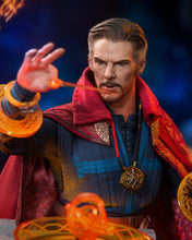 Load image into Gallery viewer, Hot toys MMS629 Doctor Strange Spiderman No Way Home Dr Strange