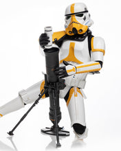 Load image into Gallery viewer, Hot toys TMS047 Star Wars The Mandalorian Artillery Trooper