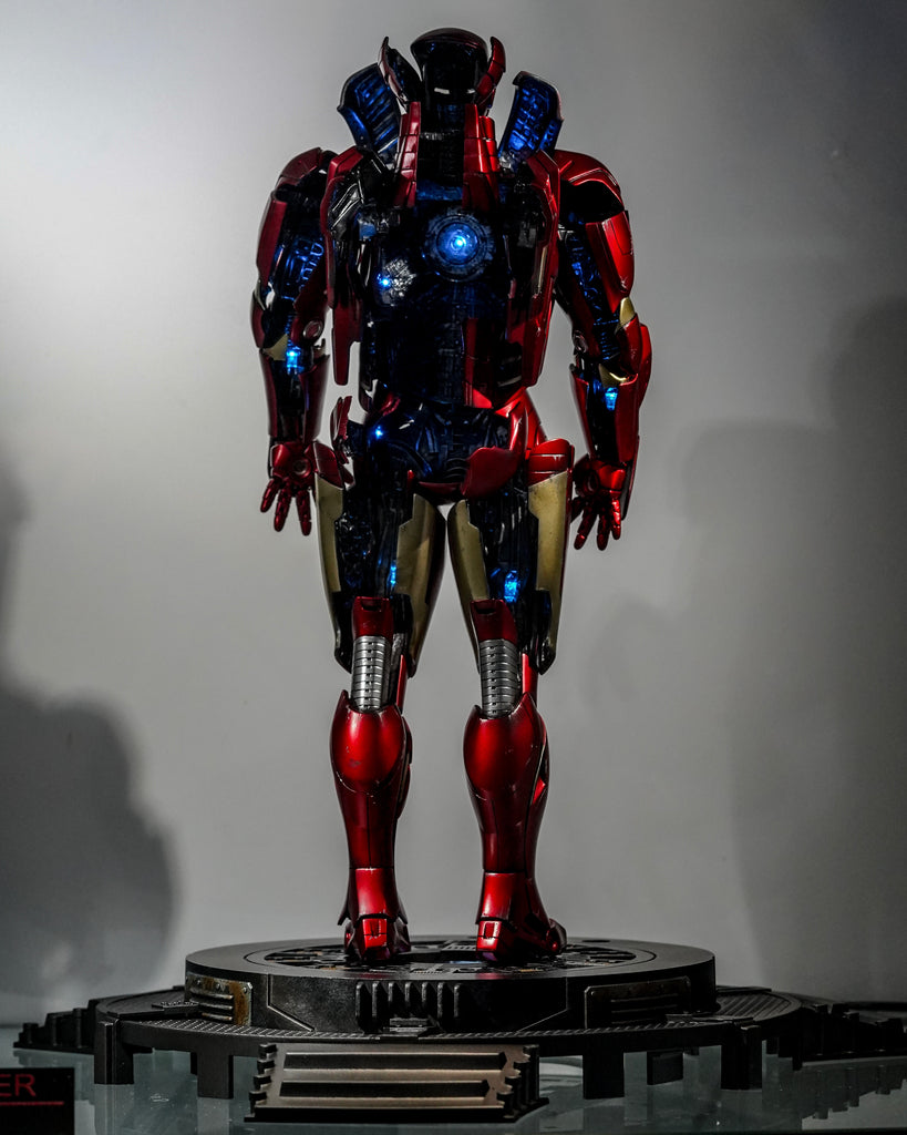 Hot Toys DS004D51 Ironman Mark VII (Open Armor Version) 1/6 Scale Collectible Figure