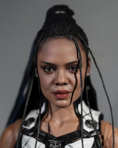 Hot toys MMS673 Thor Love and Thunder Valkyrie 1/6 Scale Collectible Figure