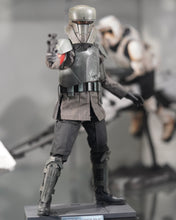 Load image into Gallery viewer, Hot toys TMS030 Star Wars The Mandalorian Transport Trooper