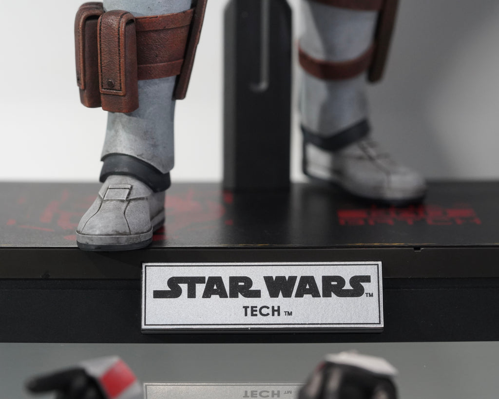 Hot Toys TMS098 Star Wars The Bad Batch Tech 1/6 Scale Collectible Figure