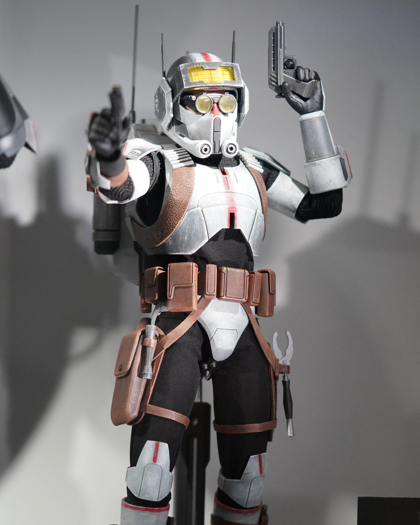 Preorder! Hot Toys TMS098 Star Wars The Bad Batch Tech 1/6 Scale 
