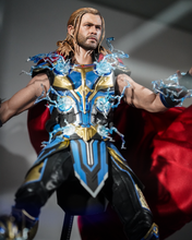 Load image into Gallery viewer, Preorder! Hot toys MMS655 Thor Love And Thunder Thor Regular Edition