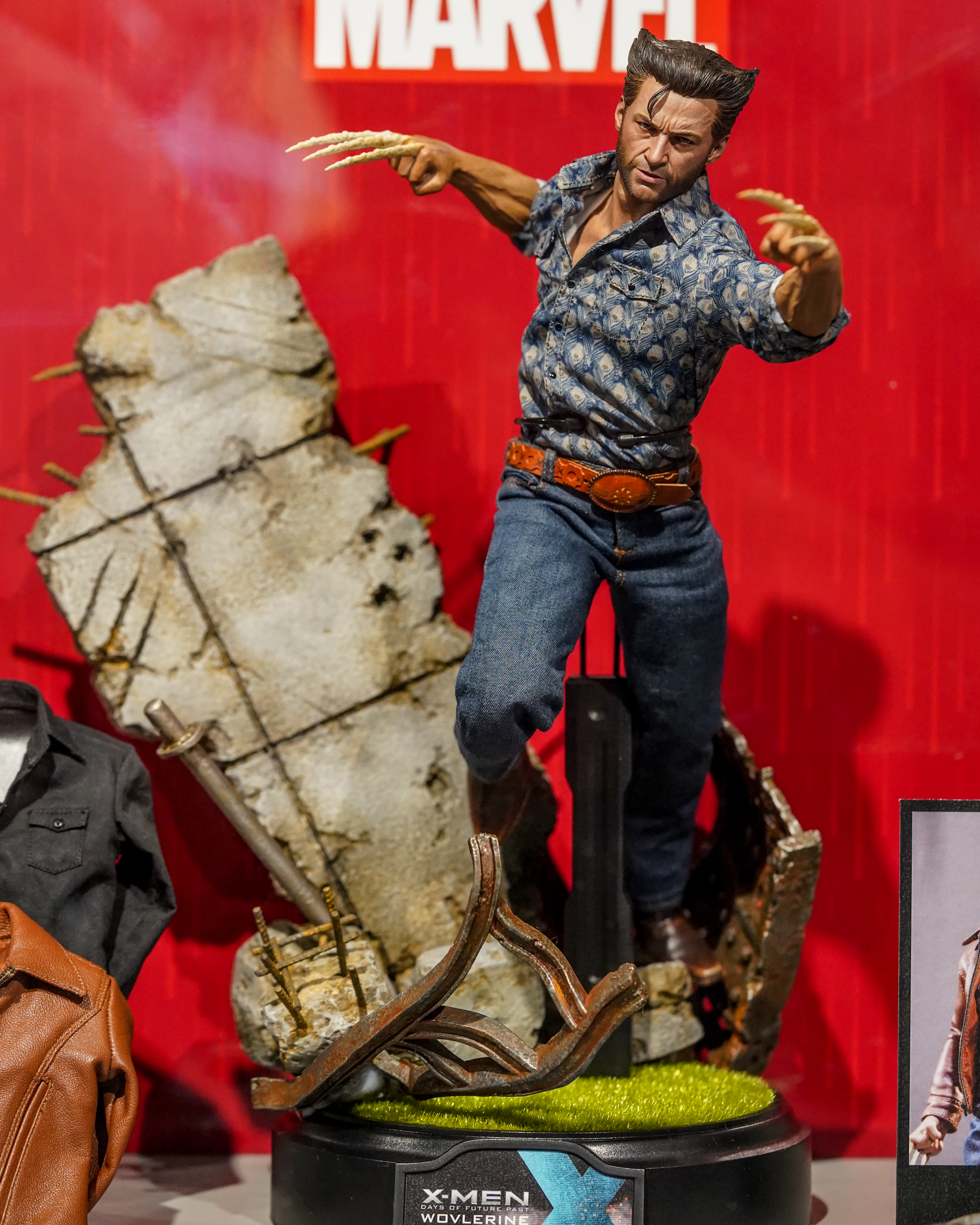 Hot Toys MMS660B X-Men: Days of Future Past 1/6th scale Wolverine (197 – Pop Collectibles Hot Toys MMS660B X-Men: Days of Future Past 1/6th scale Wolverine (197 – Pop Collectibles