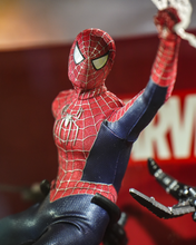 Load image into Gallery viewer, Hot Toys MMS662B Spiderman No Way Home Friendly Neighborhood Spiderman Collectible Figure Deluxe Version Special Edition