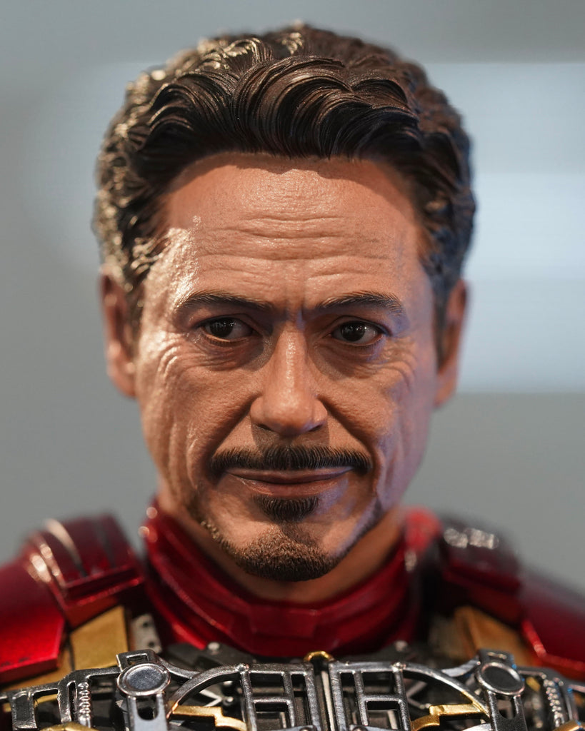 Preorder! Hot Toys MMS687D52 The Avengers Iron Man Mark VI (2.0) 1:6 Scale Collectible Figure