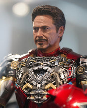 Load image into Gallery viewer, Preorder! Hot Toys MMS688D53 The Avengers Iron Man Mark VI (2.0) With Suit Up Gantry 1:6 Scale Collectible Set
