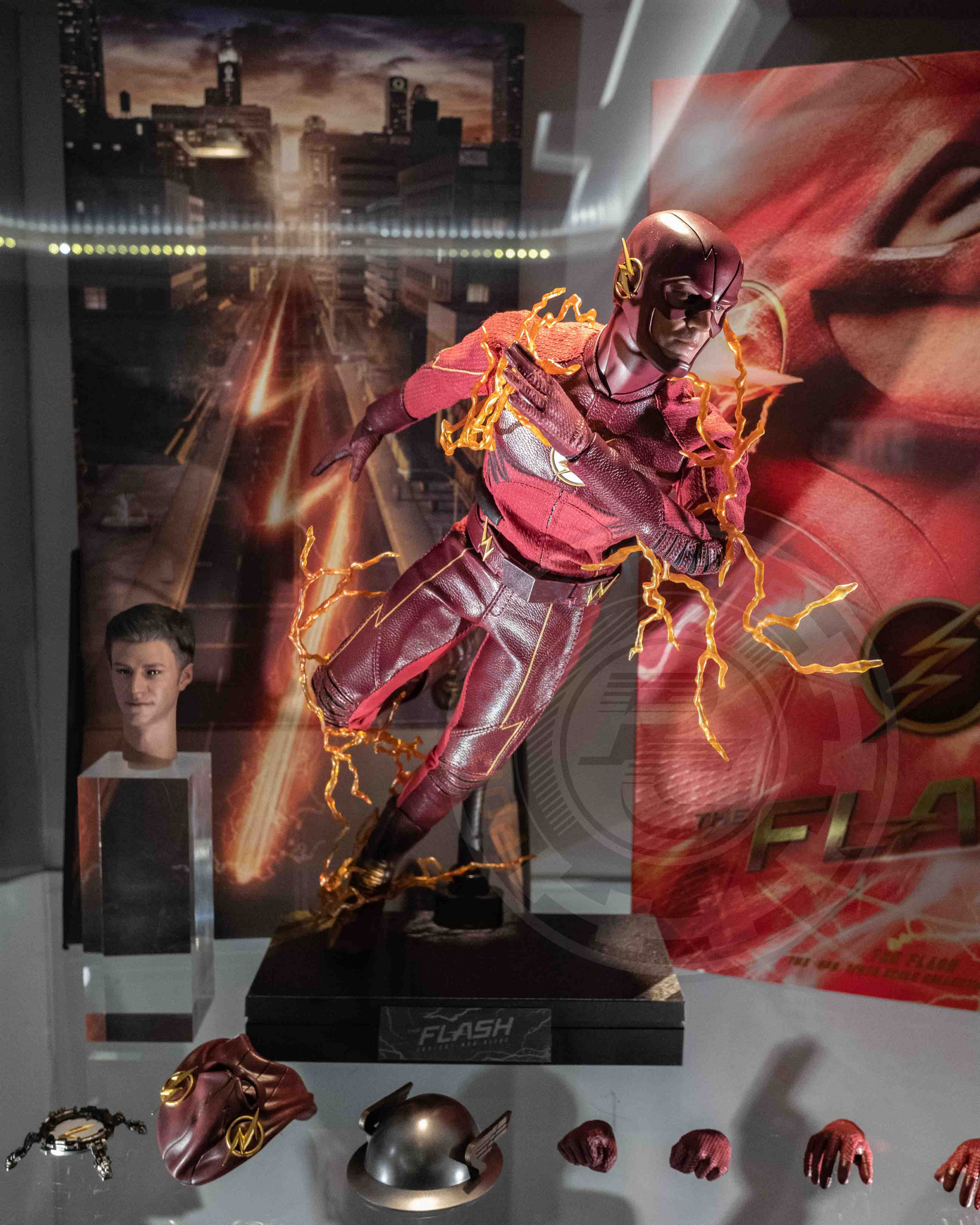 Hot toys TMS009 The Flash – Pop Collectibles Hot toys TMS009 The Flash – Pop Collectibles