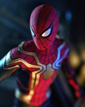 Load image into Gallery viewer, Hot toys MMS624 Spiderman No Way Home Spiderman Integrated Suit Deluxe Edition