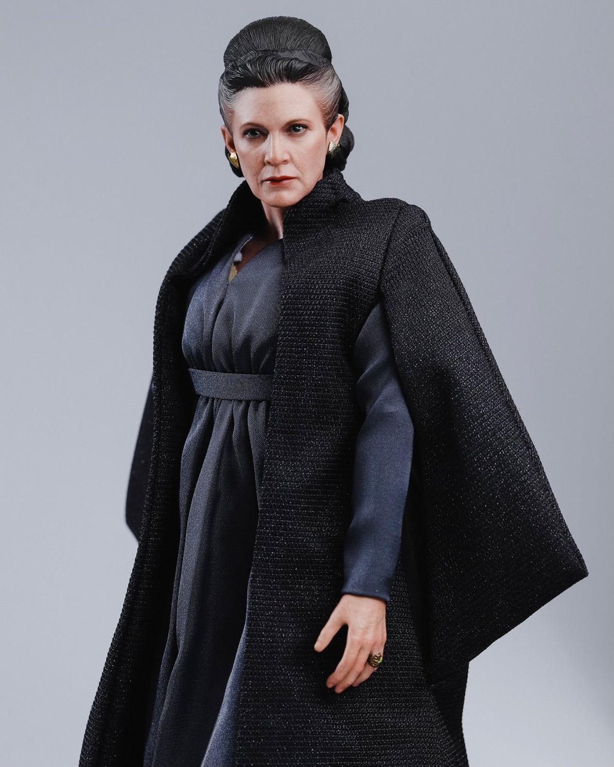 ホットトイズ MMS459 スター・ウォーズ 最後のジェダイ レイア・オーガナ Amazon.com: 【ムービー・マスターピース】『スター・ウォーズ
