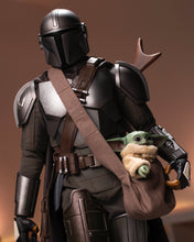 Load image into Gallery viewer, Hot toys QS017 The Mandalorian and the Child Deluxe version 1/4 Collectibles Set