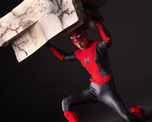 Load image into Gallery viewer, Hot toys MMS625 Spiderman No Way Home Spiderman Battling Version Movie Promo Edition