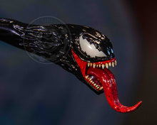 Load image into Gallery viewer, Hot toys MMS590 Venom (Exclusive Edition)