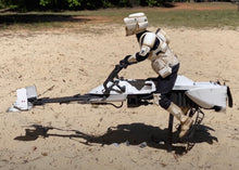 Load image into Gallery viewer, Hot toys TMS017 Star Wars The Mandalorian Scout Trooper and Speeder Bike