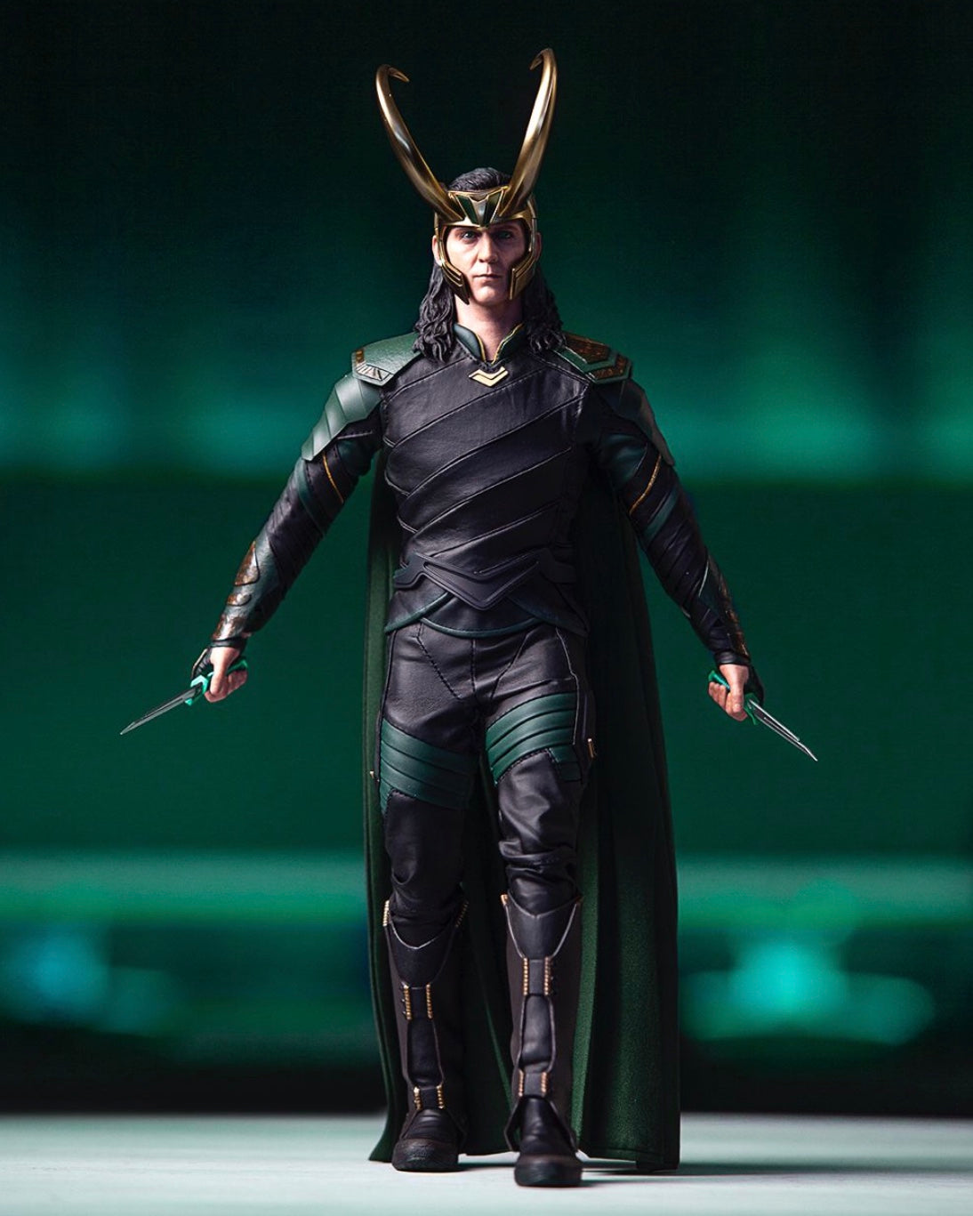 Loki action best sale figure hot toys