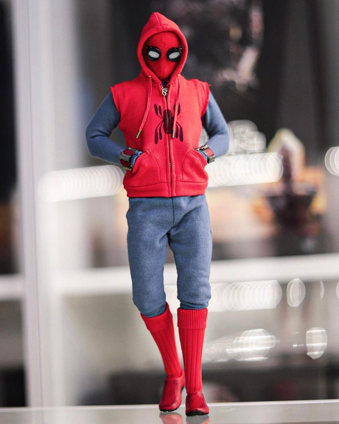 MMS552 HOT TOYS Spider-Man: Far From Home Spider-Man (costume fait MMS552 HOT TOYS Spider-Man: Far From Home Spider-Man (costume fait