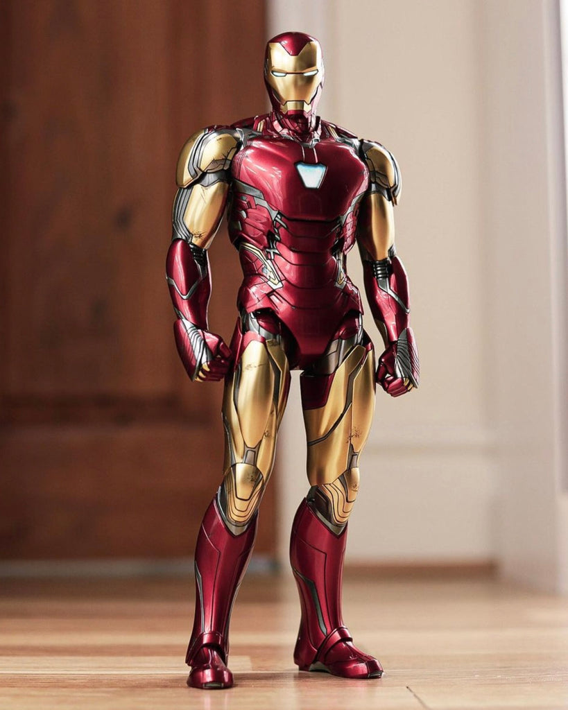 Hot toys MMS528D30 Avengers Endgame Ironman Mark 85 with First