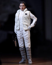 Load image into Gallery viewer, Hot toys MMS423 Star Wars The Empire Strikes Back Hoth Princess Leia