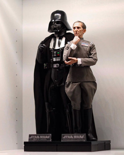 Hot Toys MMS434 Star Wars A New Hope Grand Moff Tarkin and Darth Vader Two Pack