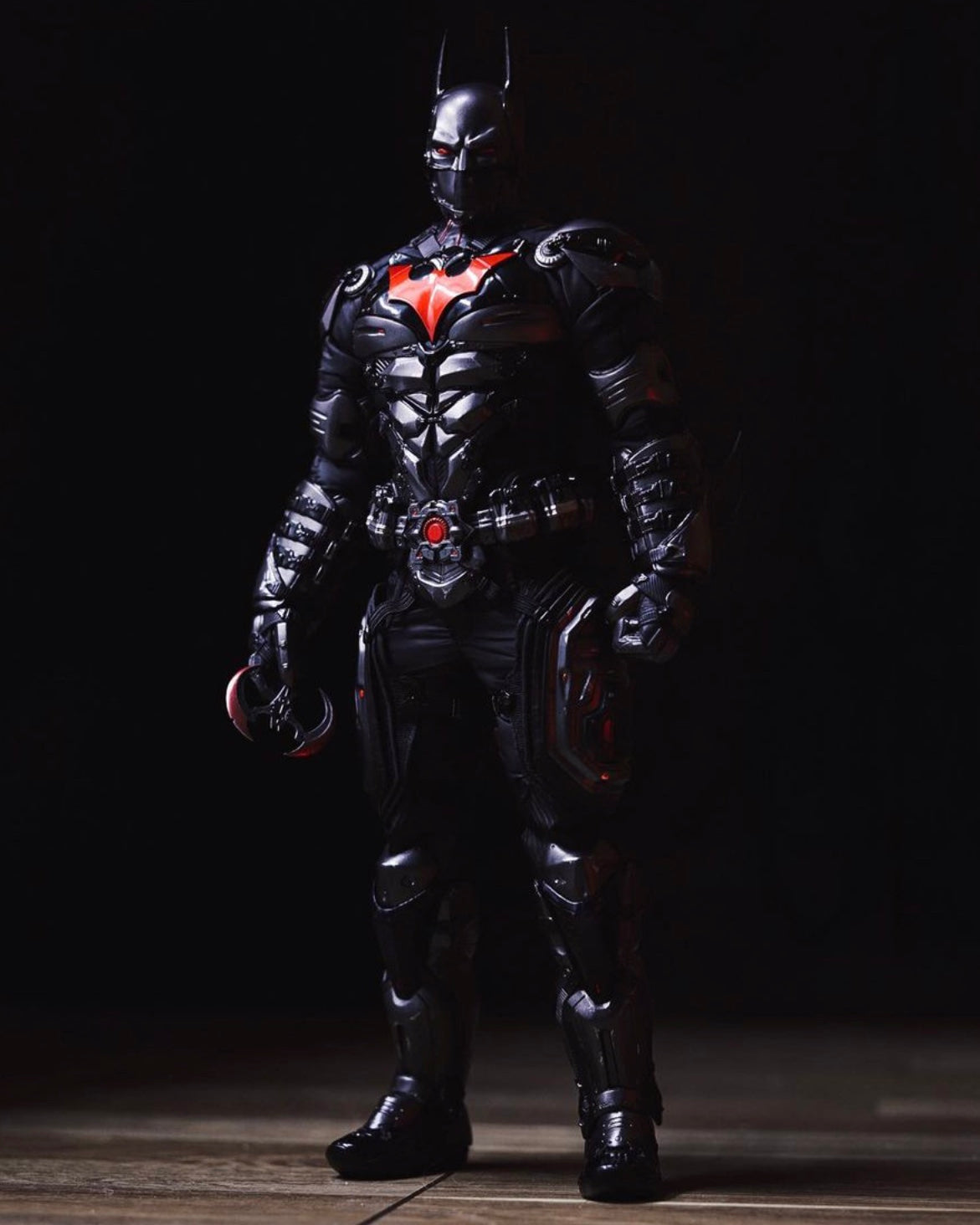HOT TOYS VGM39 Batman: Arkham Knight DLC Batman Beyond 1/6 ACTION FIGURE HOT TOYS VGM39 Batman: Arkham Knight DLC Batman Beyond 1/6 ACTION FIGURE