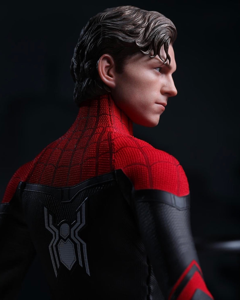 Hot Toys Spider-Man: Far From Home - Spider-Man MMS542 - Toys