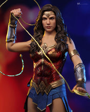 Load image into Gallery viewer, Hot Toys MMS584 Wonder Woman 1984 Wonder Woman Special Edition